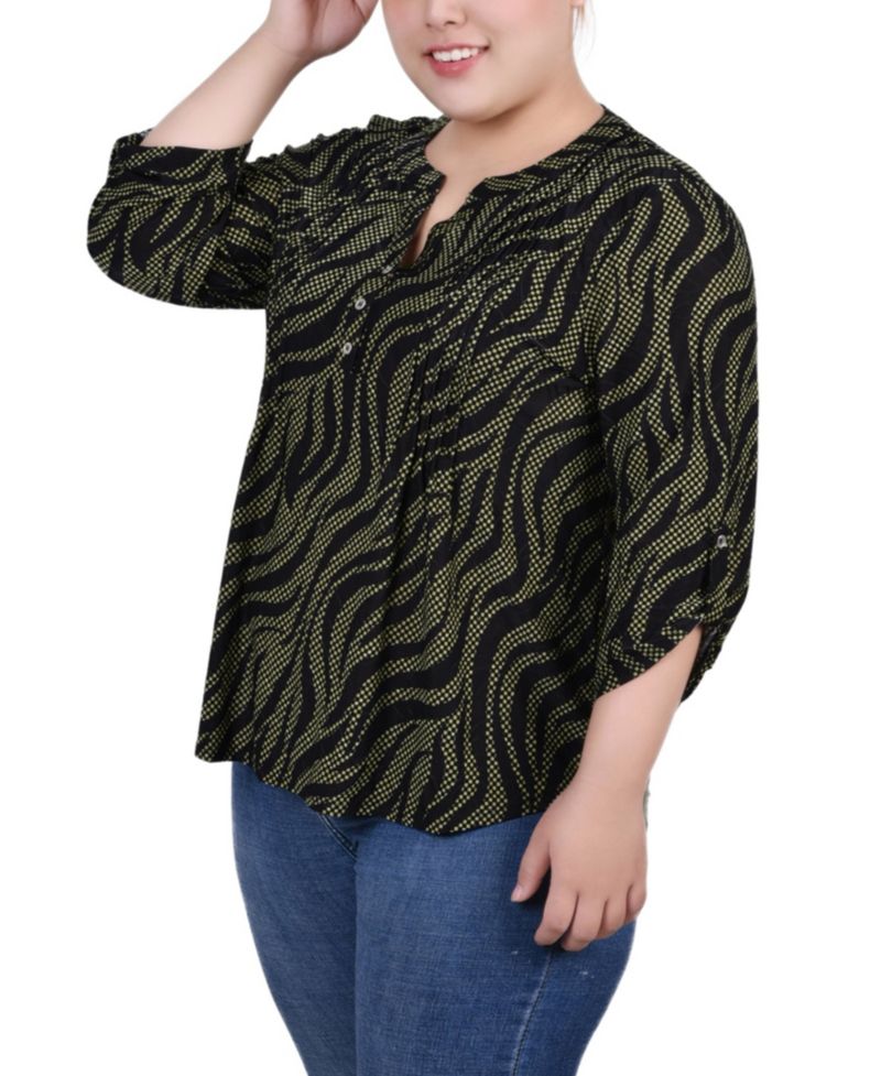 Plus Size 3/4 Roll Tab Pullover Top