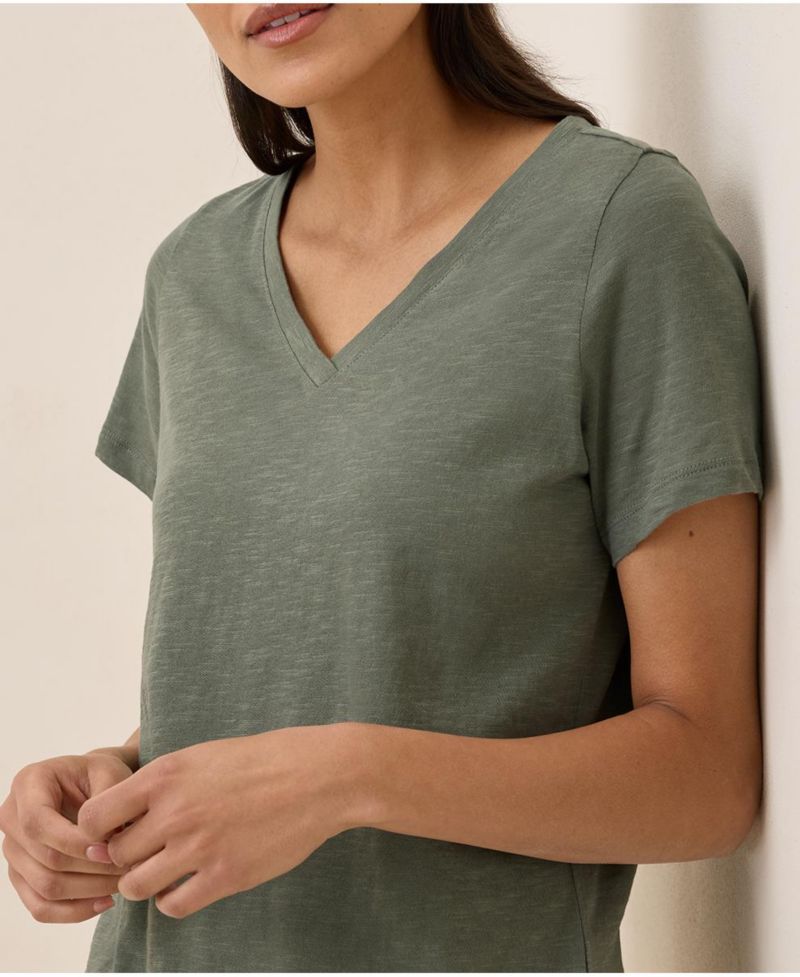 Women's Organic Cotton Featherweight Slub V-Neck Tee