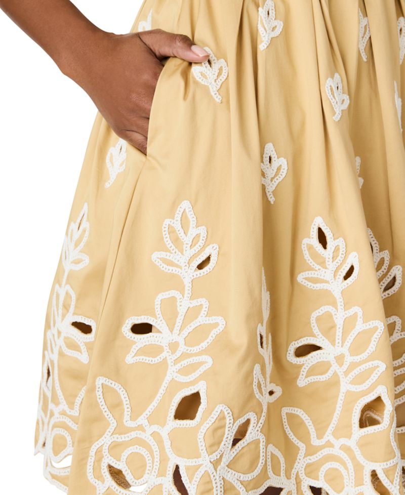 Emelia Sweetheart Neck Dress