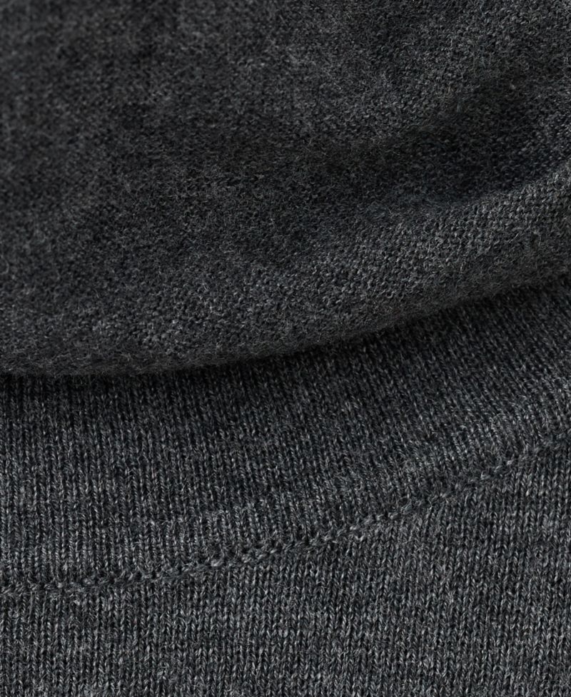 Women's Brooch Turtleneck Sweater