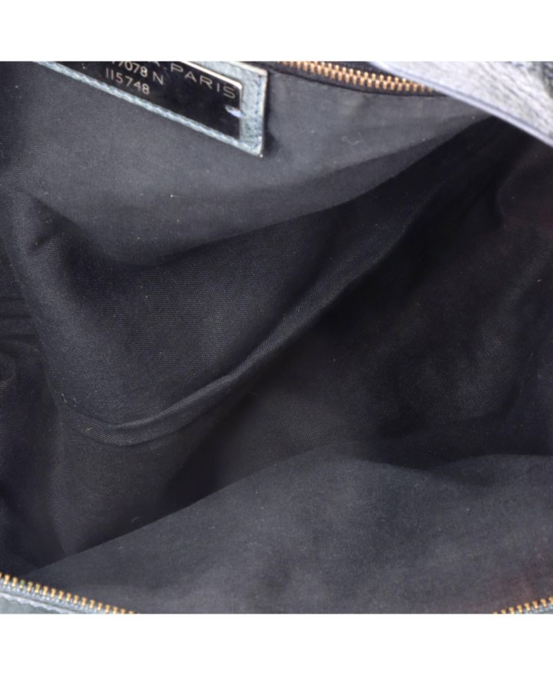 Medium City Classic Studs Bag Leather