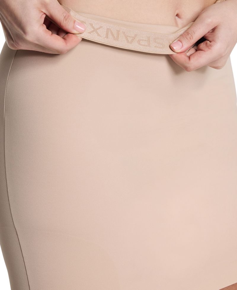 Women's Suit Your Fancy Pull-On Strapless Tummy Control Half Slip
