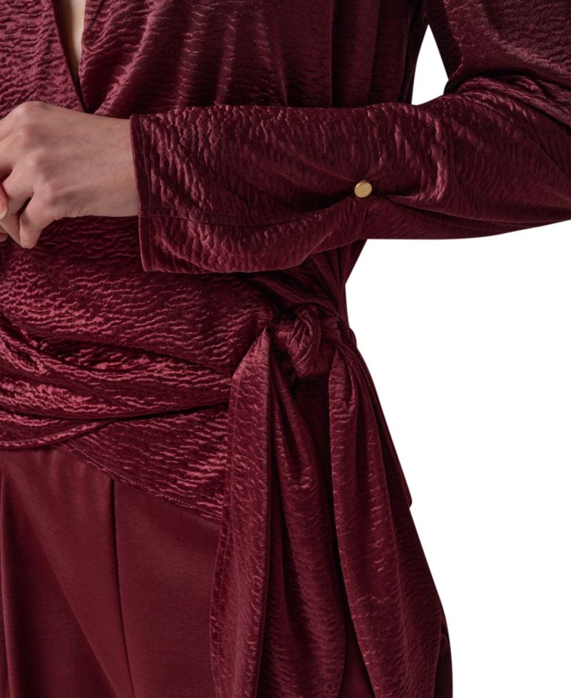 Women's Long-Sleeve Crinkled V-Neck Blouse