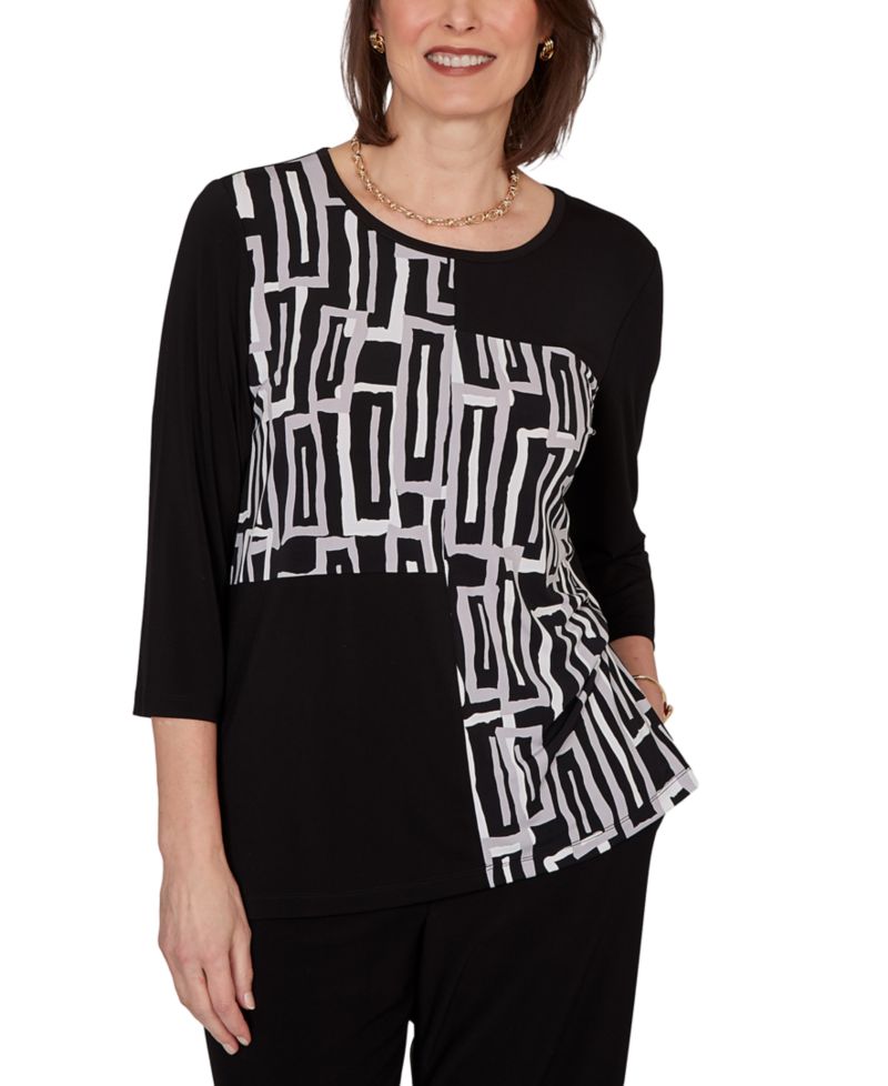 Petite Spliced Geometric Print Top