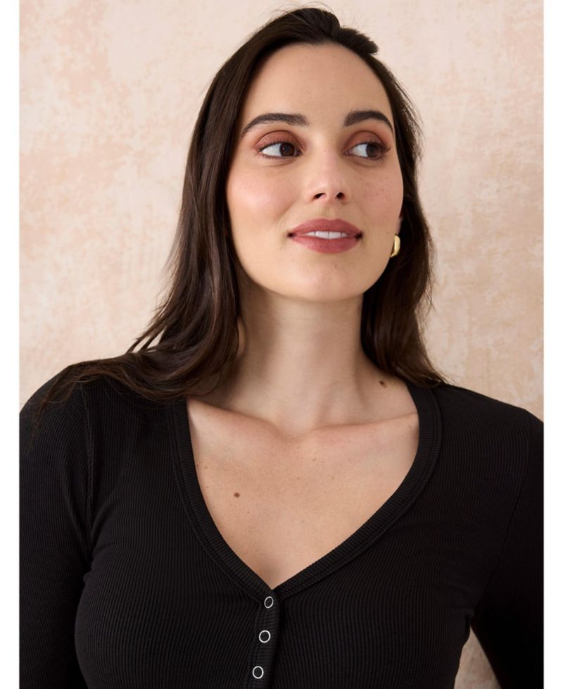 Women's V-Neck Side-Ruched Long Sleeve Henley Tee - Motherhood