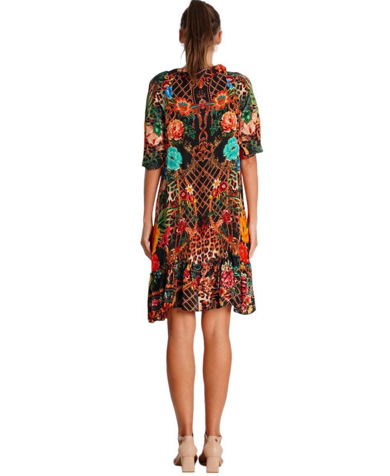 Women's Short Dress with V-Neck and Short Sleeves
