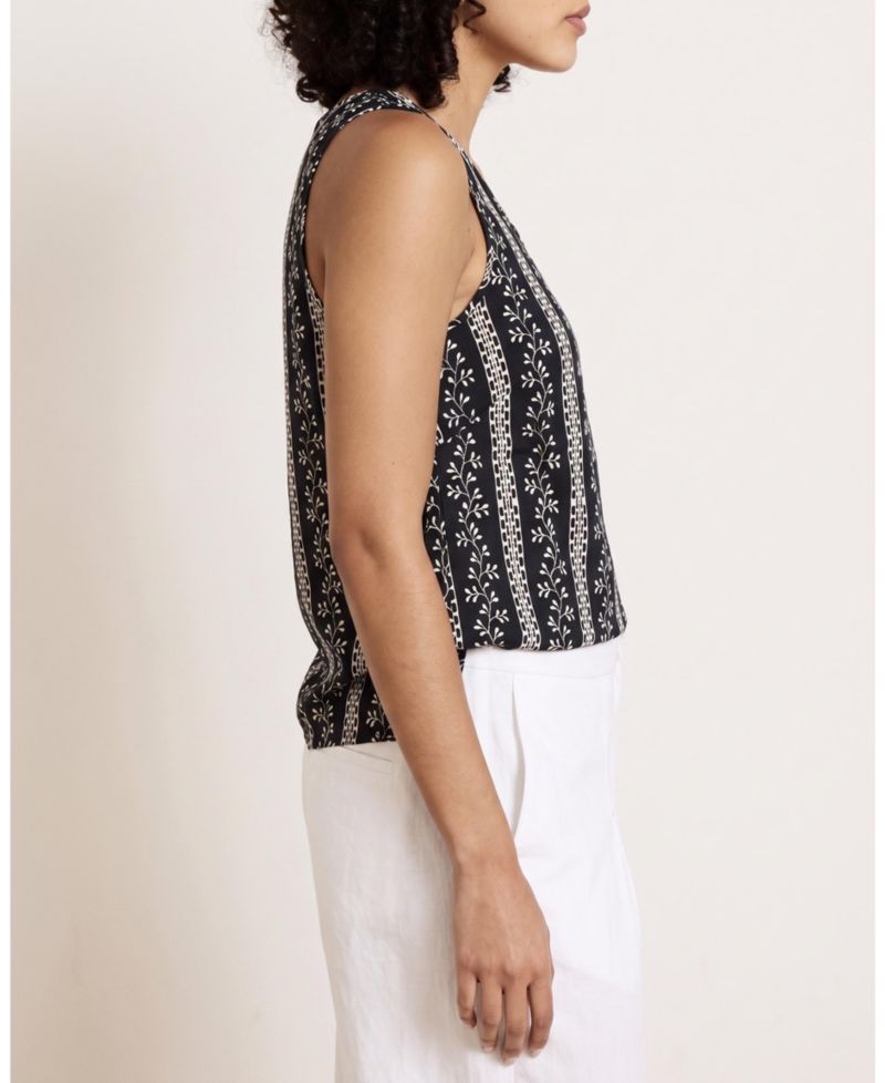 Plus Size Scoop Neck Stretch Cupro Tank
