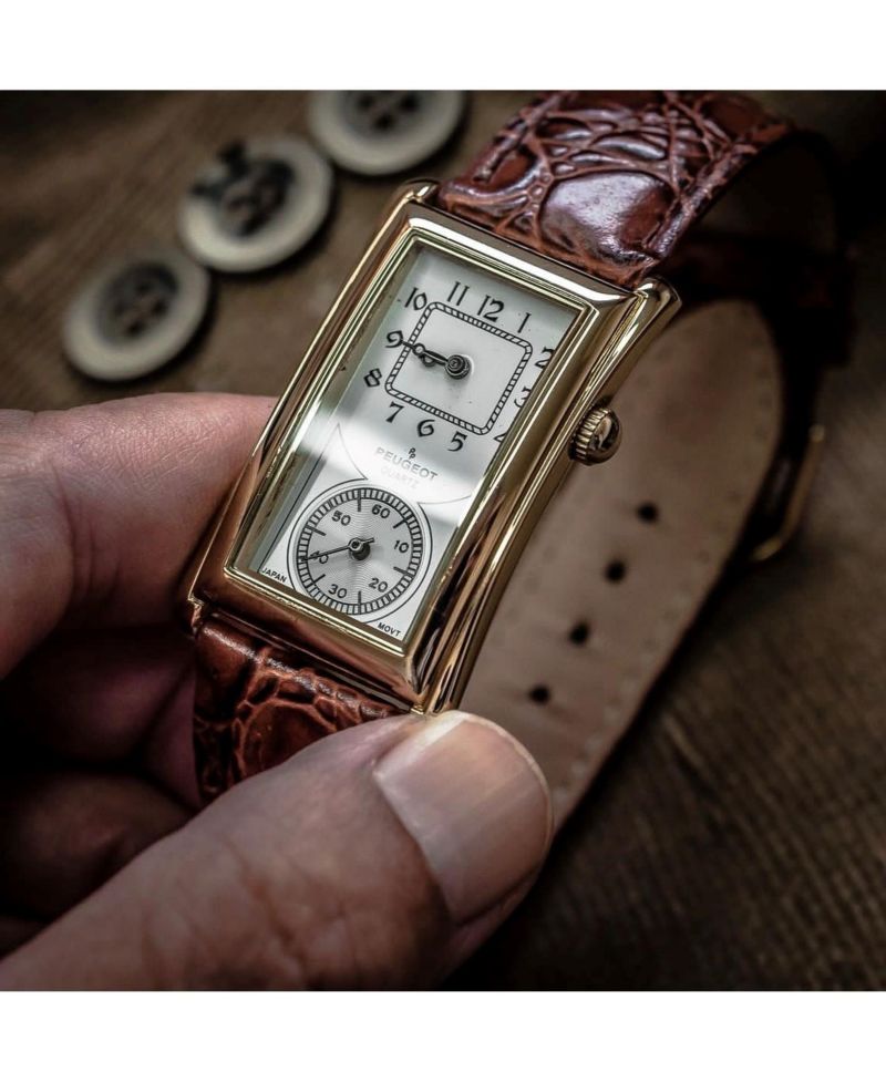 Men's 40x24 mm Gold Large Remote Sweep Leather Strap watch