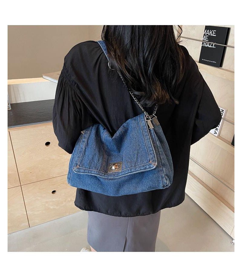 Women's Astra Chain Flap Shoulder Bag, Crossbody Bag, Soft Handbag
