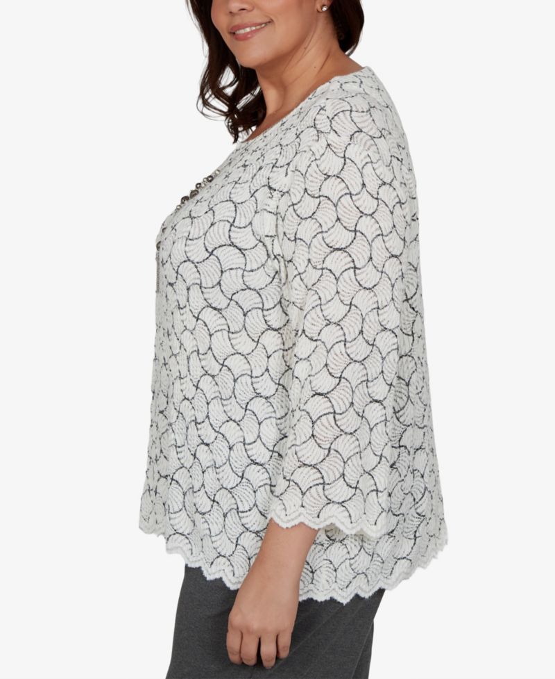 Plus Size Scoop Neck 3/4-Length Sleeves Blouse
