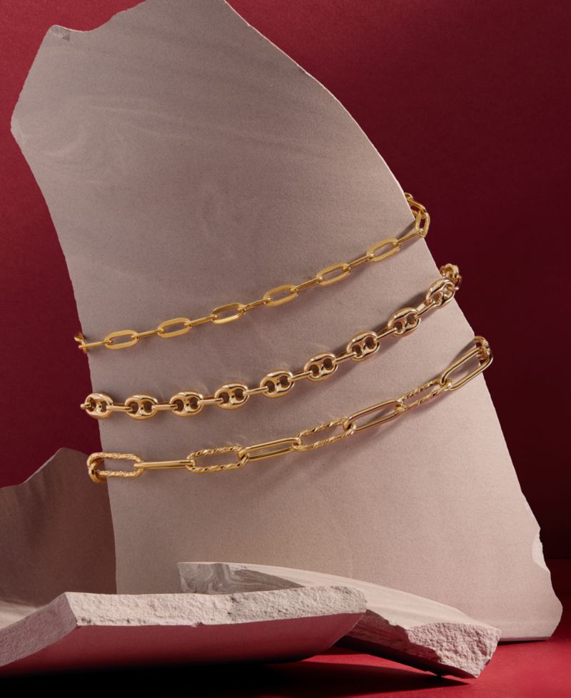 Lightweight Paperclip Link Chain Bracelet in 10k Gold