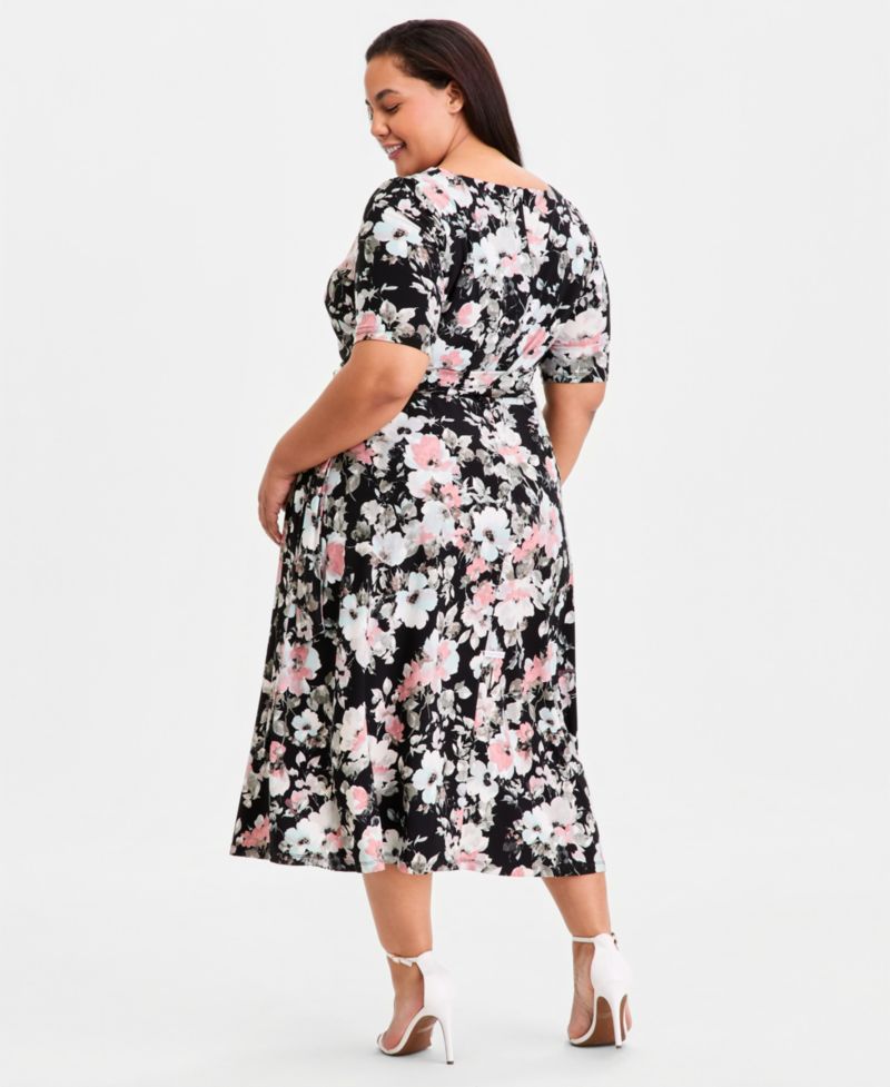 Plus size Floral Elbow-Sleeve Fit & Flare Dress