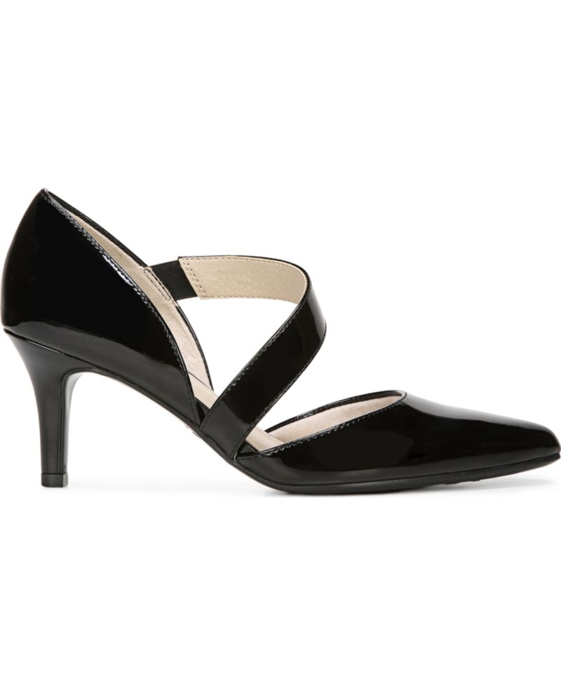 Women's Suki Asymmetrical Dress Pumps