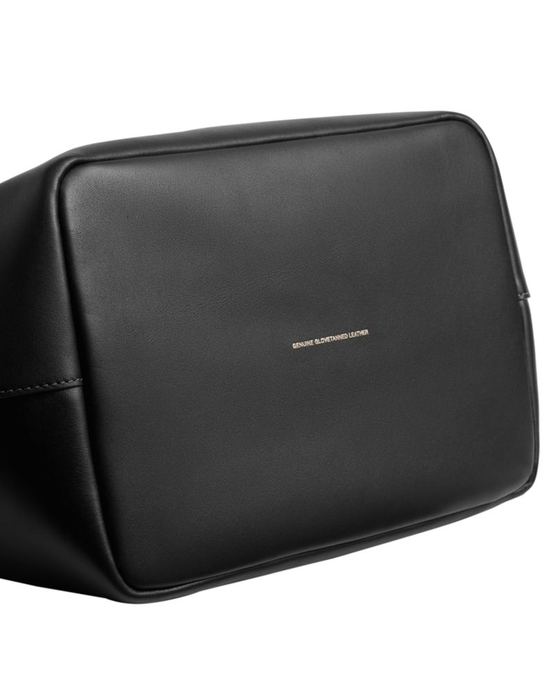 Kisslock Medium Leather Frame Bag 27