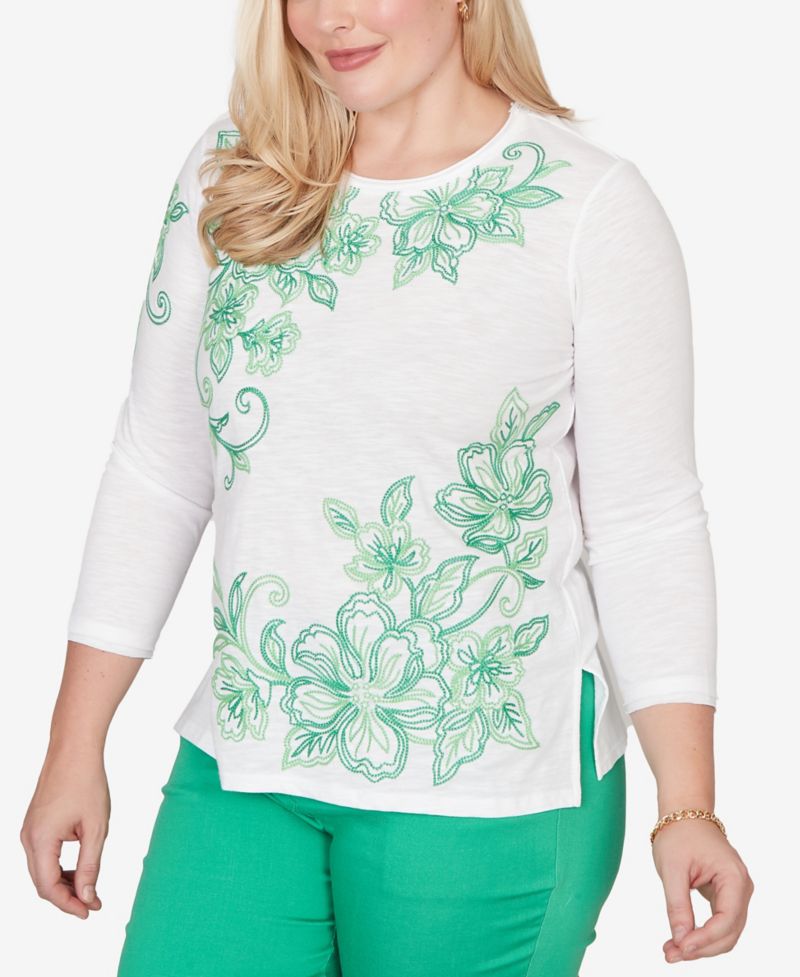 Women's Resort Living Tropical Flower Embroidered Top