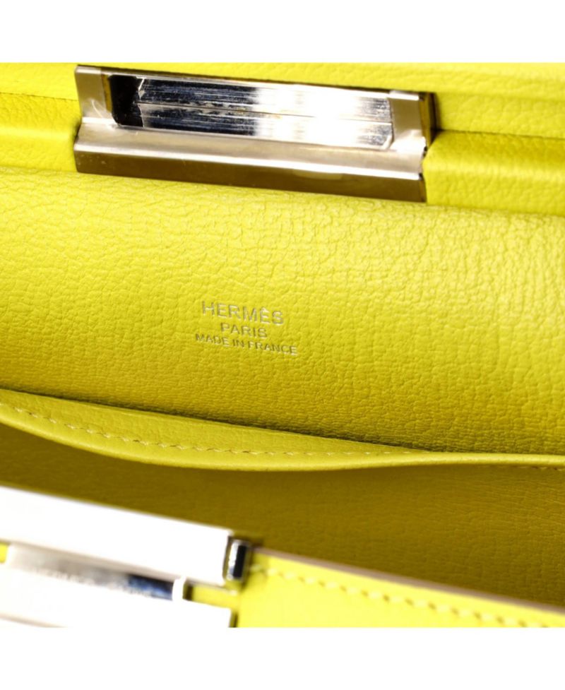 21 Clic-H Shoulder Bag Evercolor