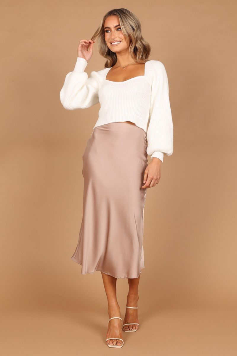 Women's Gia Sweetheart Neck Bell Sleeve Knit Sweater