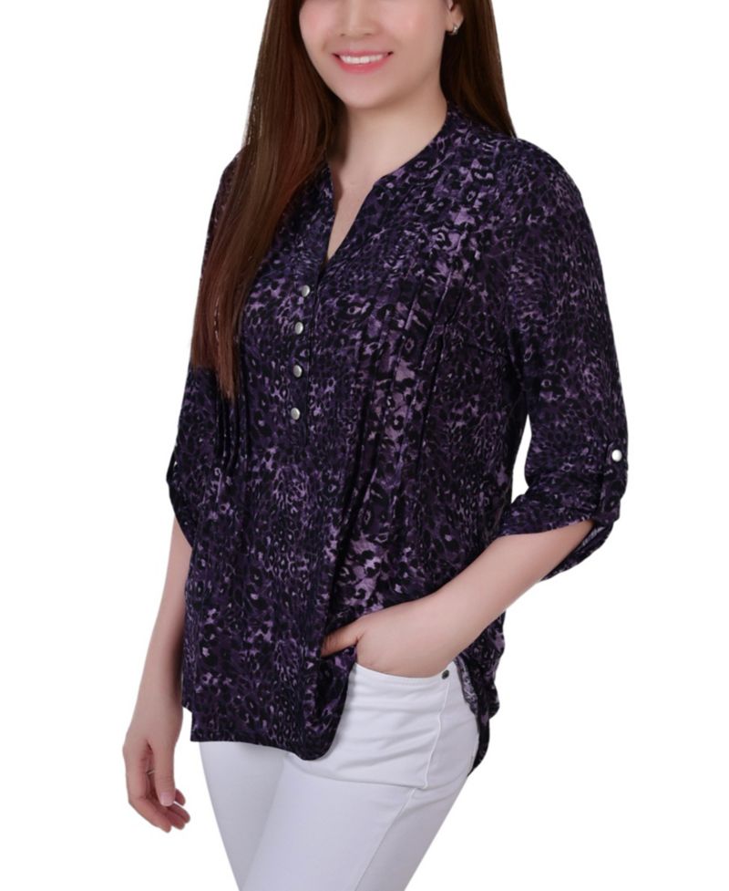 Women's 3/4 Roll Tab Sleeve Y-neck Top