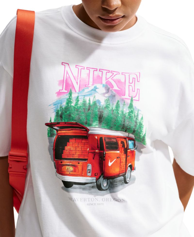 Women's Sportswear Classic Oversized T-Shirt