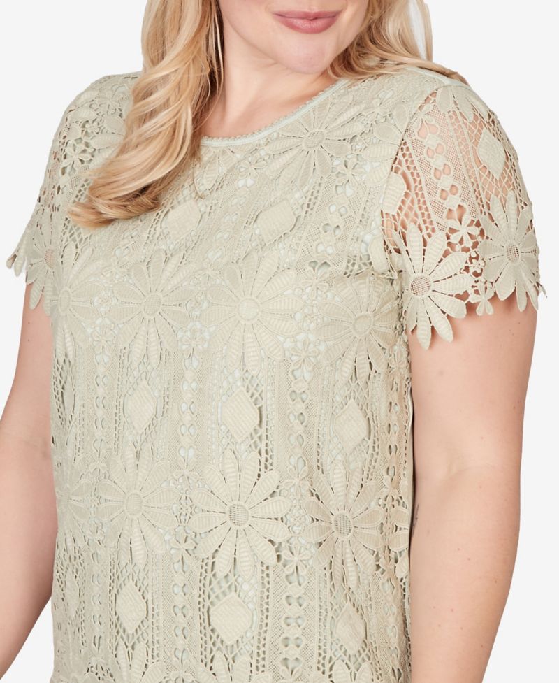 Women's Vintage Charm Floral Lace Short-Sleeve Top