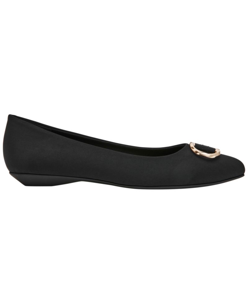 Women's Oswego Slip-On Flats