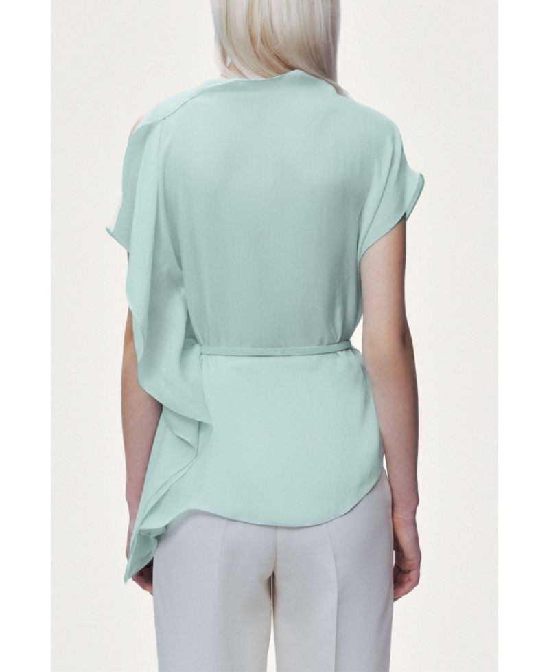 Women's Sleeveless Woven Blouse