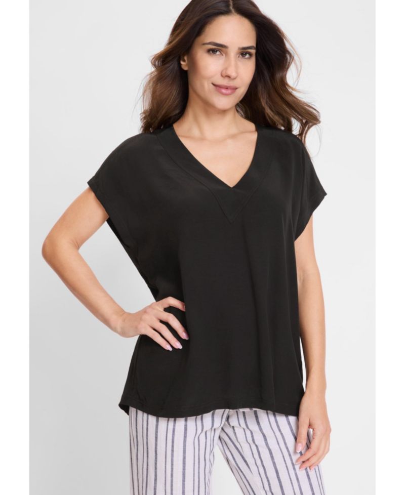 Women's Solid V-Neck Blouse