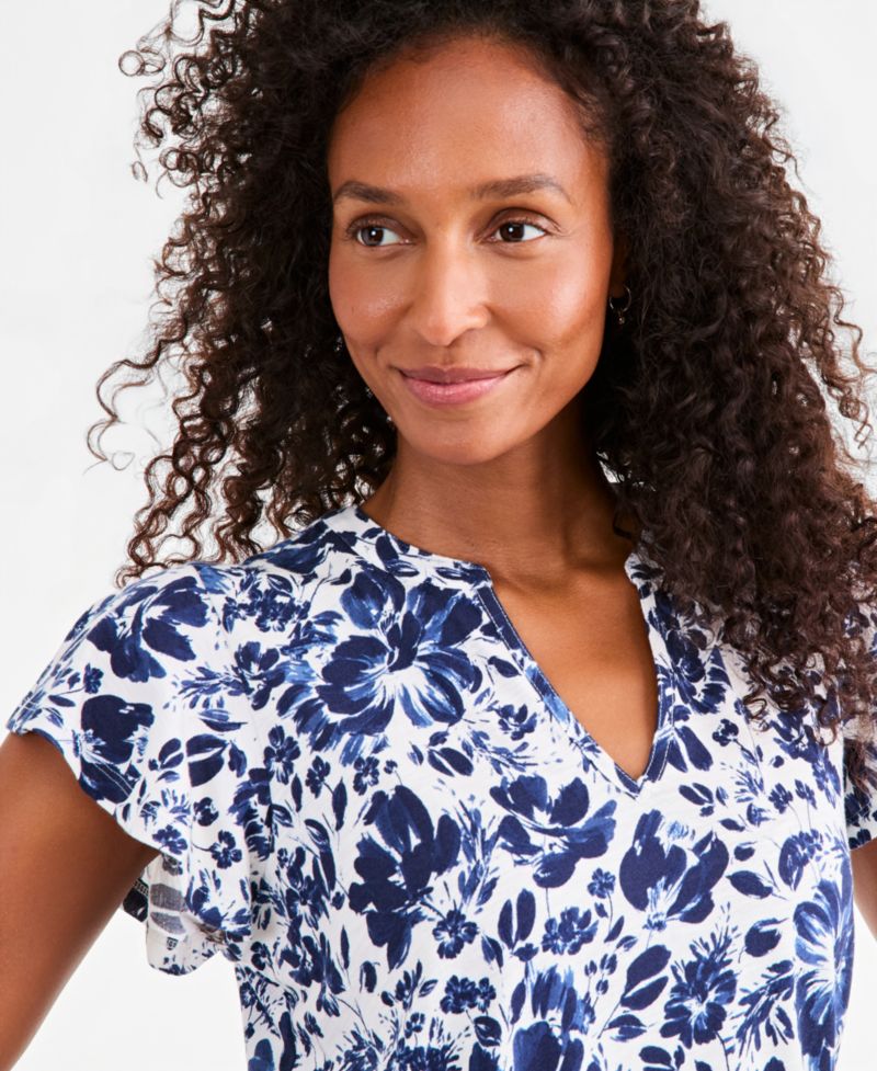 Women's Printed V-Neck Flutter-Sleeve Knit