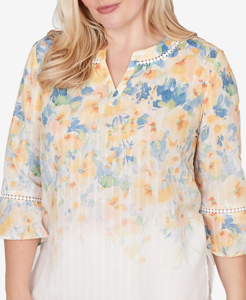 Women's Out of the Blue Falling Floral Three-Quarter-Sleeve Top