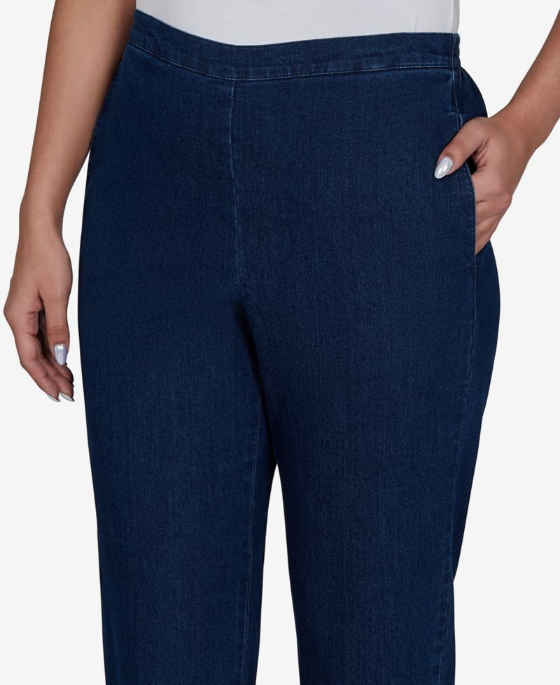 Women's Straight Pull-On Mid-Rise Denim Pants