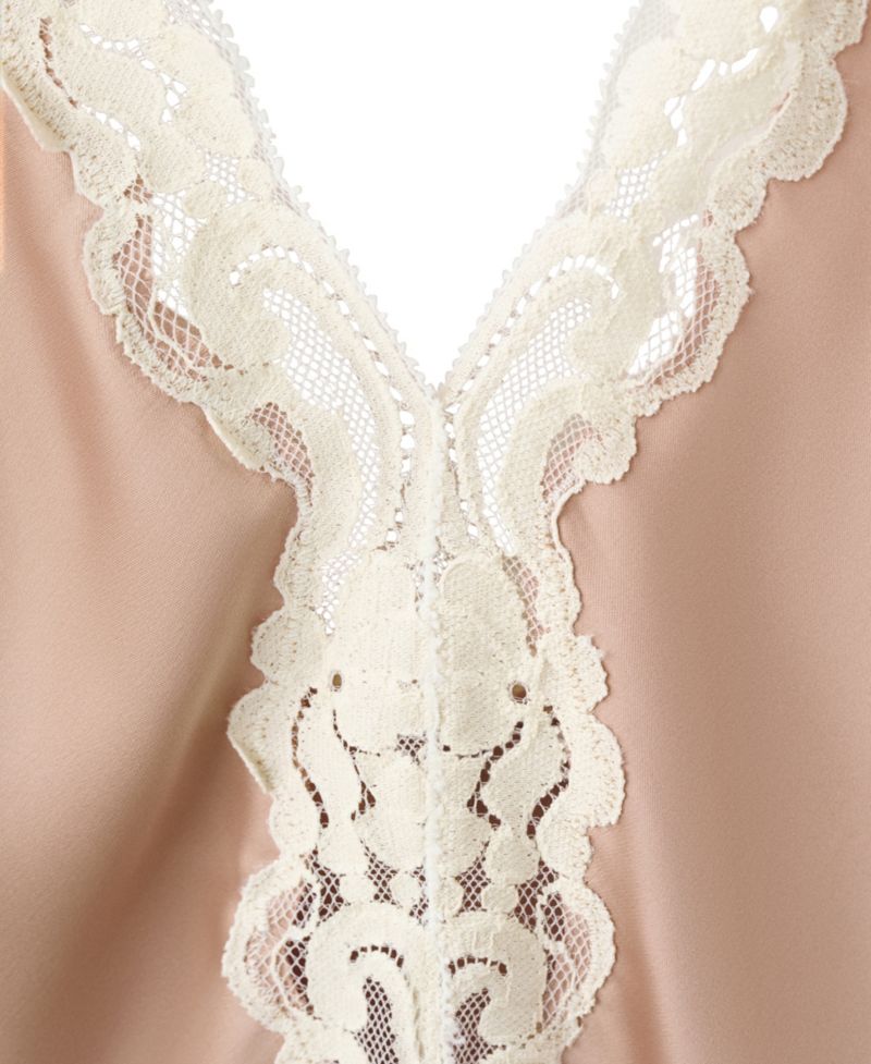 Women's Lace V-Neck Sleeveless Camisole