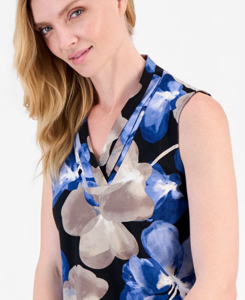 Women's Triple-Pleat V-Neck Sleeveless Top
