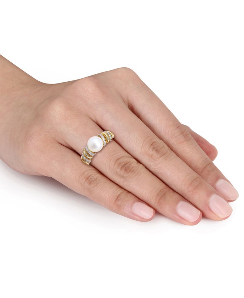 Cultured Freshwater Pearl (8-8.5mm) & Diamond (1/6 ct. t.w.) Ring in 10k Yellow Gold