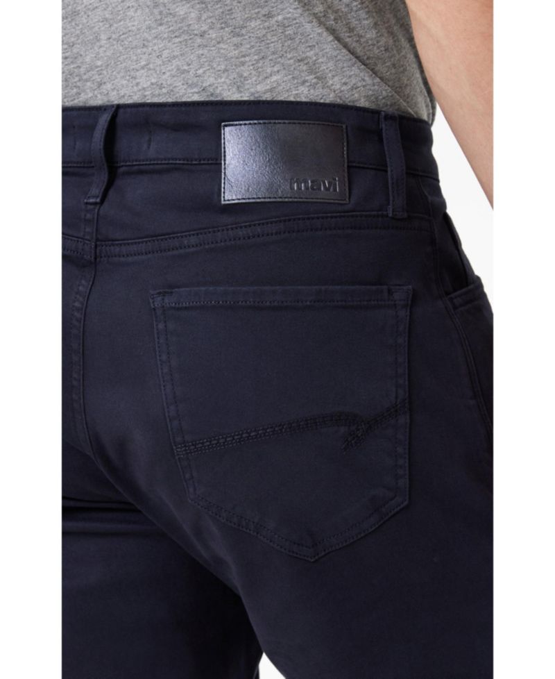 Men's Zach Straight Leg In Casual Twill Jeans