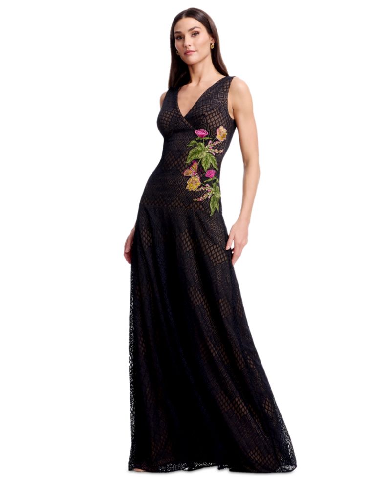 Women's Floral Applique Detail Sleeveless Gown