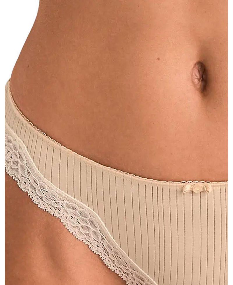 Lace Pull-On Lilou Thong