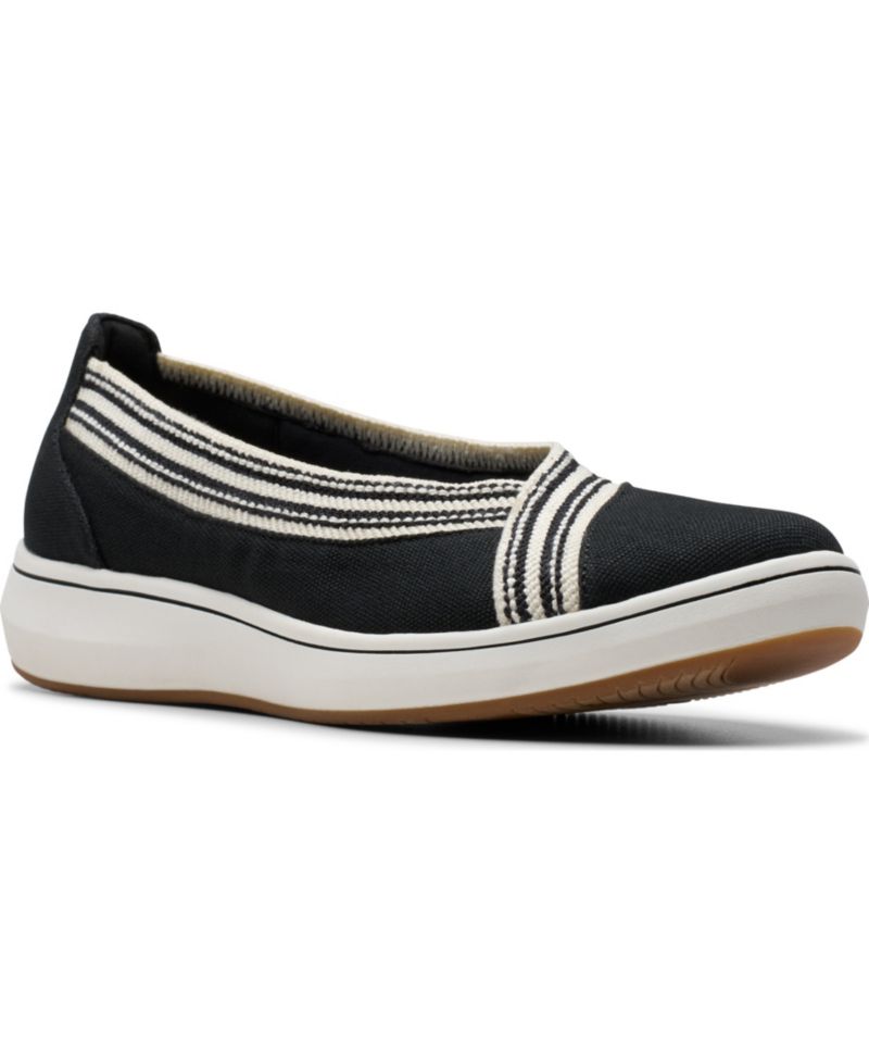 Women's Cloud Steppers Breeze Sky Air Closed Toe Shoes