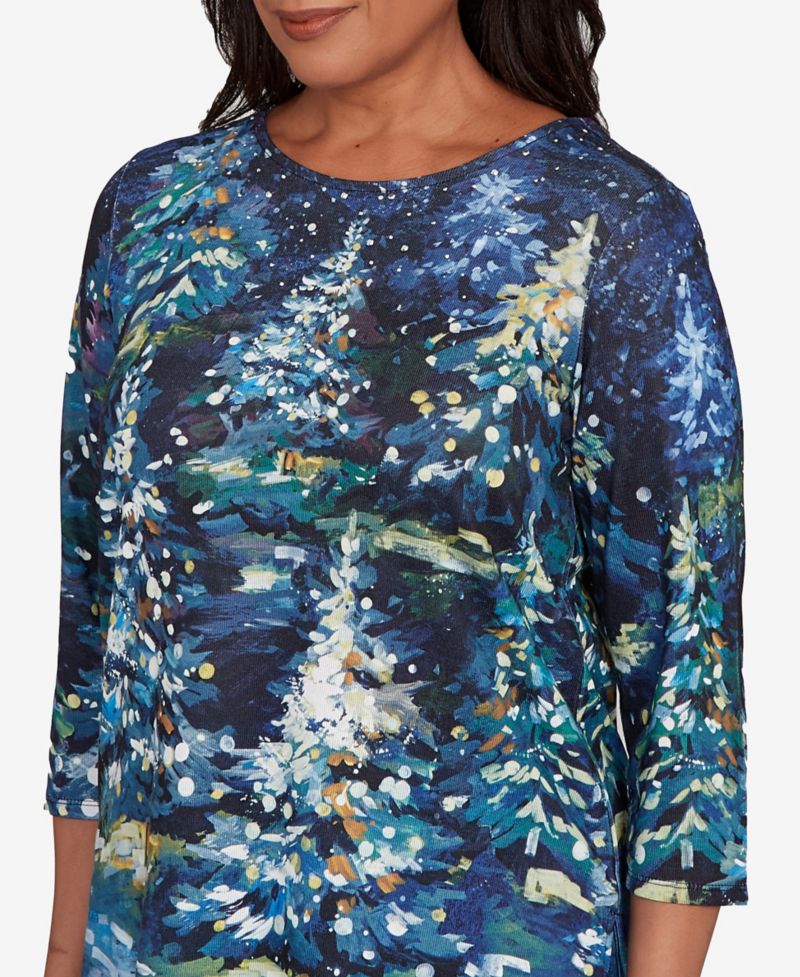 Women's Classic Starry Christmas Tree Scene Top