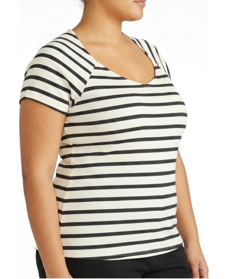 Plus Size Carey Ribbed Sweetheart Tee