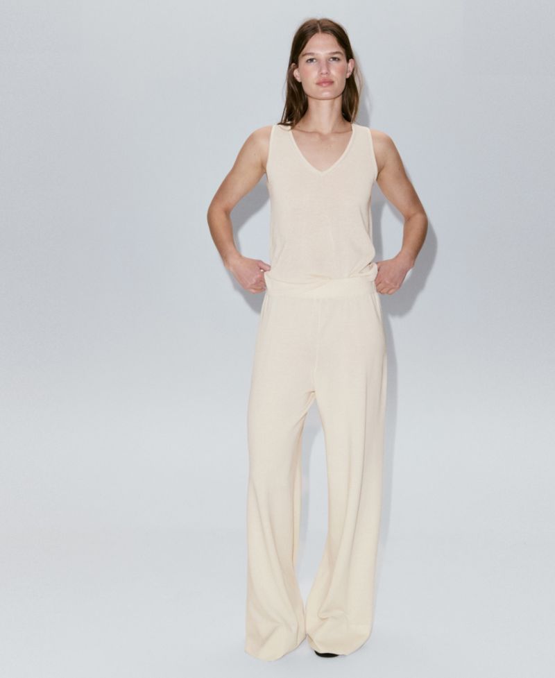 Women's Elastic Waist Straight-Fit Pants