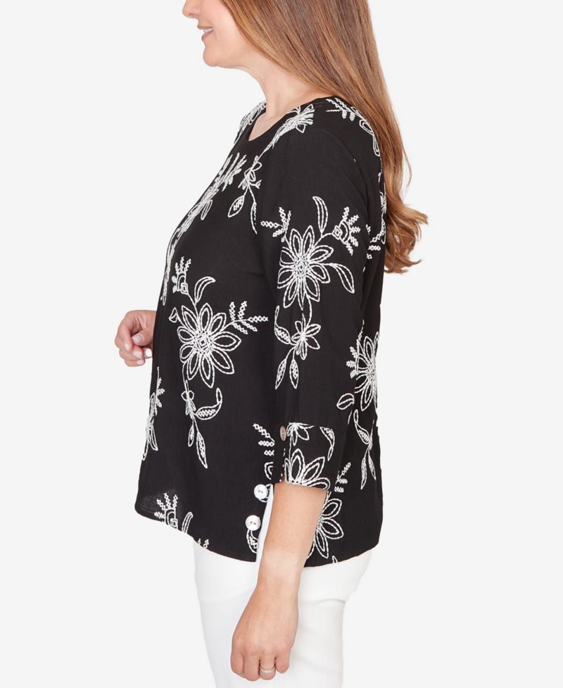 Women's Classic Tossed Floral Embroidered Top