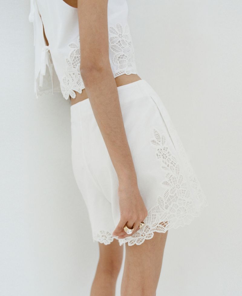 Women's Lace Accents Embroidered Shorts