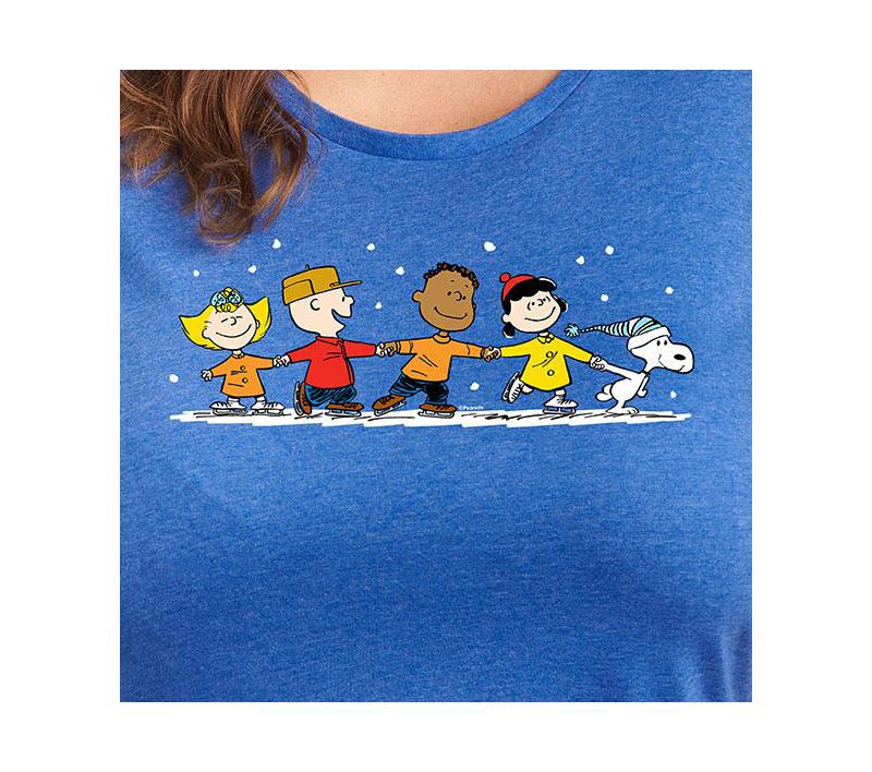 Plus Size Peanuts Group Graphic T-shirt