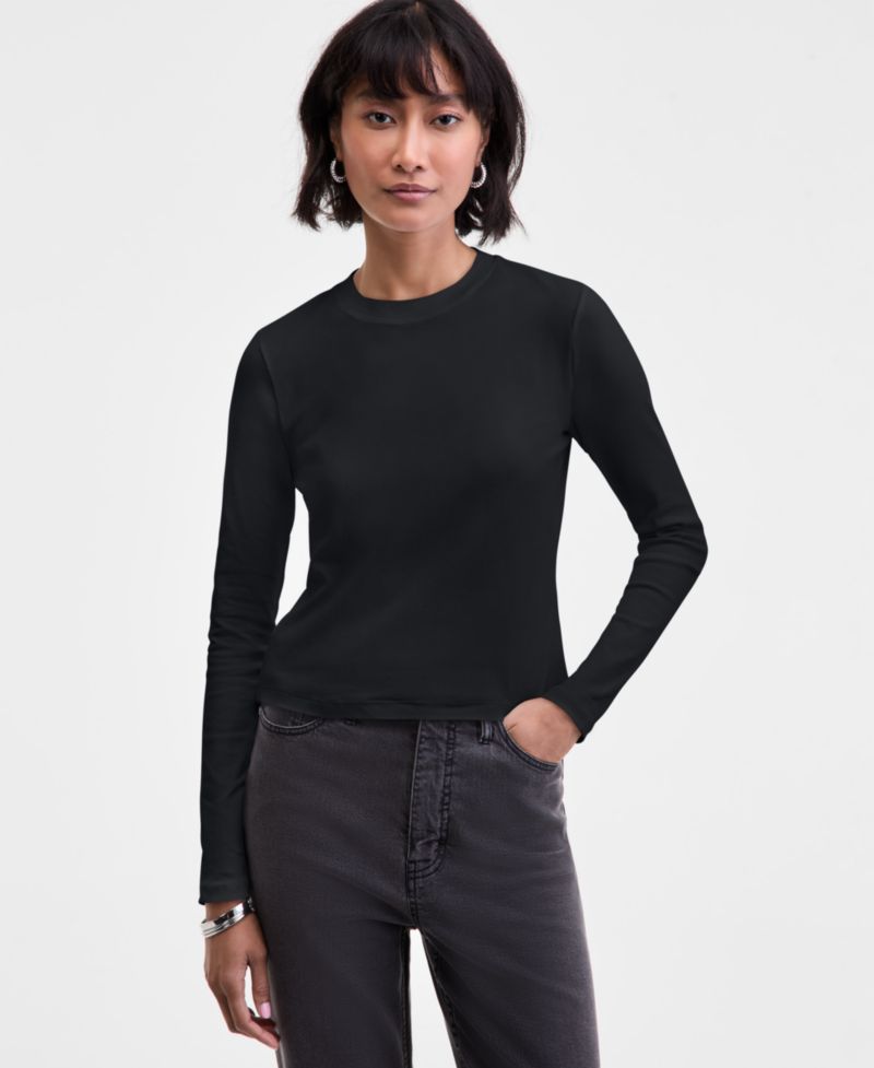 Women's Long-Sleeve Cropped Meet & Greet T-shirt