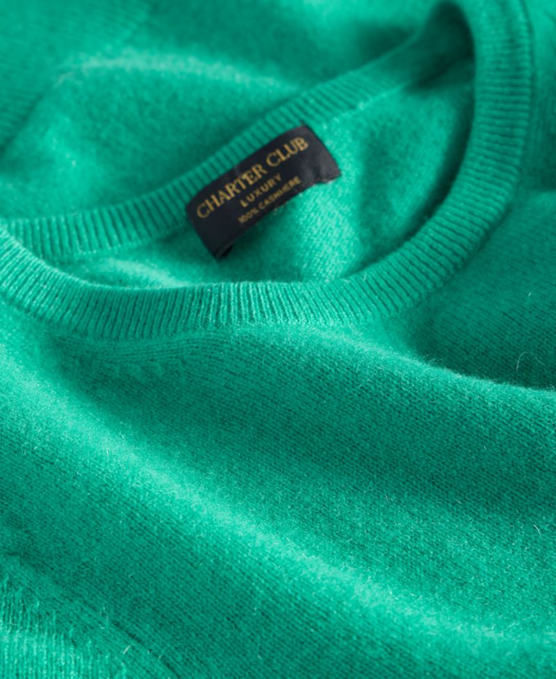100% Cashmere Women's Petite Long-Sleeve Crewneck Sweater