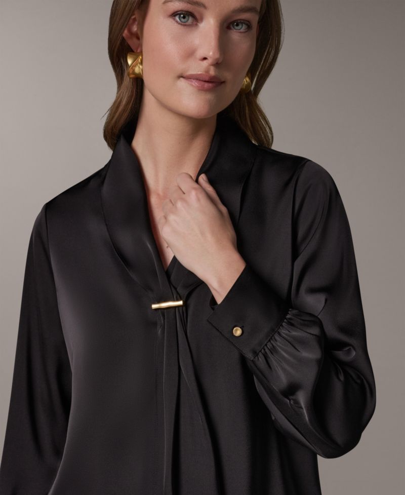 Petite Long-Sleeve V-Neck Pull-On Top