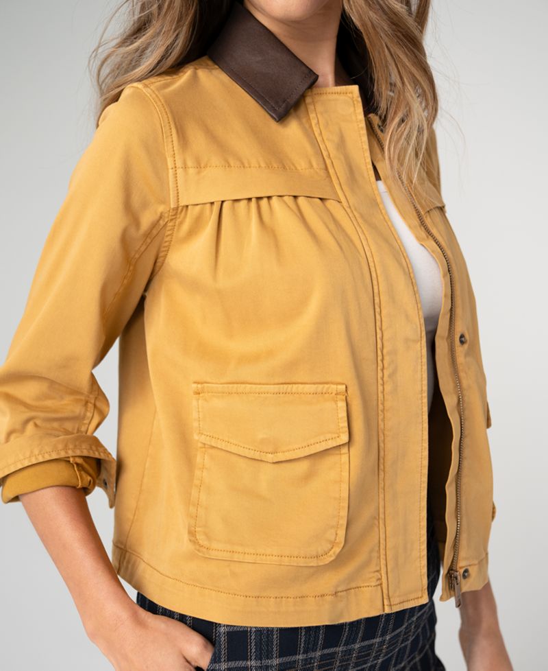 Women's Collared Swing Jacket