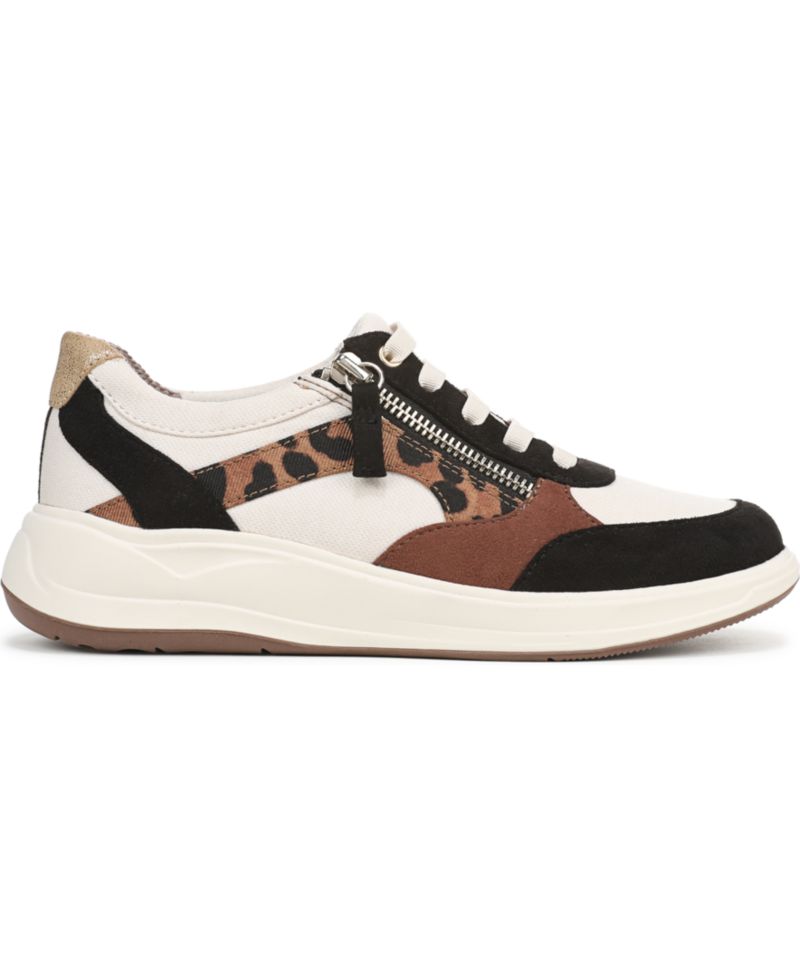 Women's Teamplayer Washable Round Toe Slip On Sneakers
