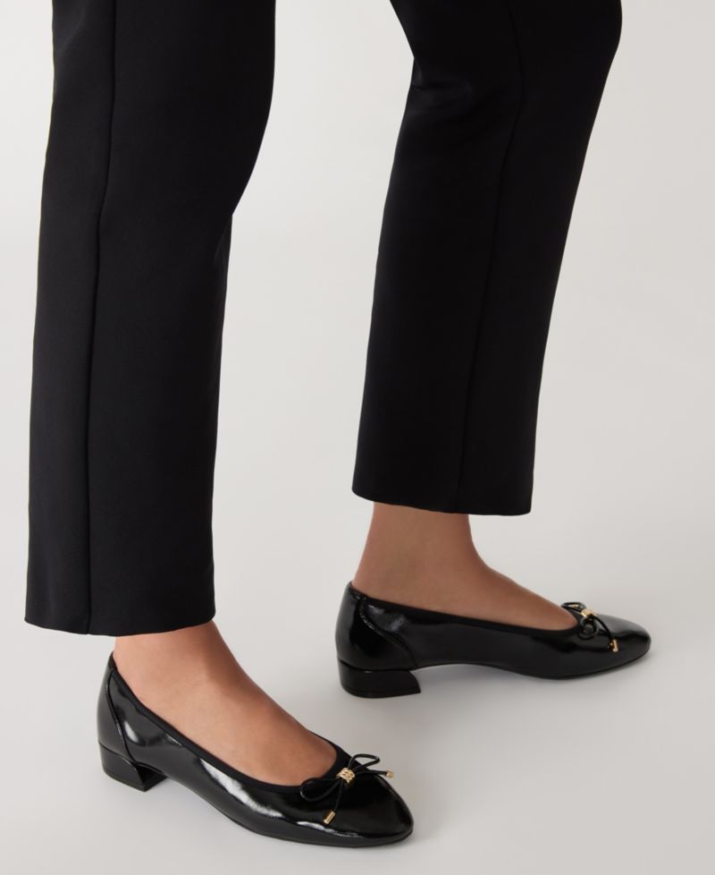 Women's Divine Slip-On Dress Pumps