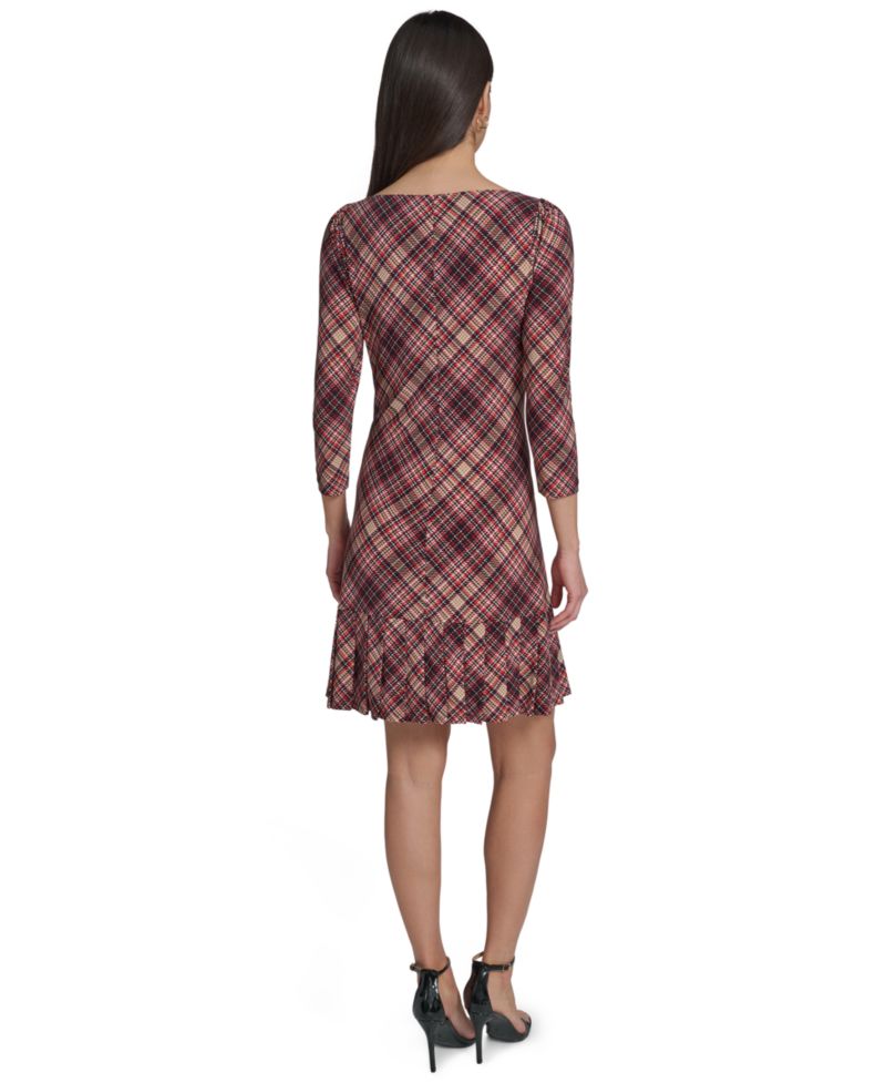 Women's Crewneck Pleated Hem Shift Dress